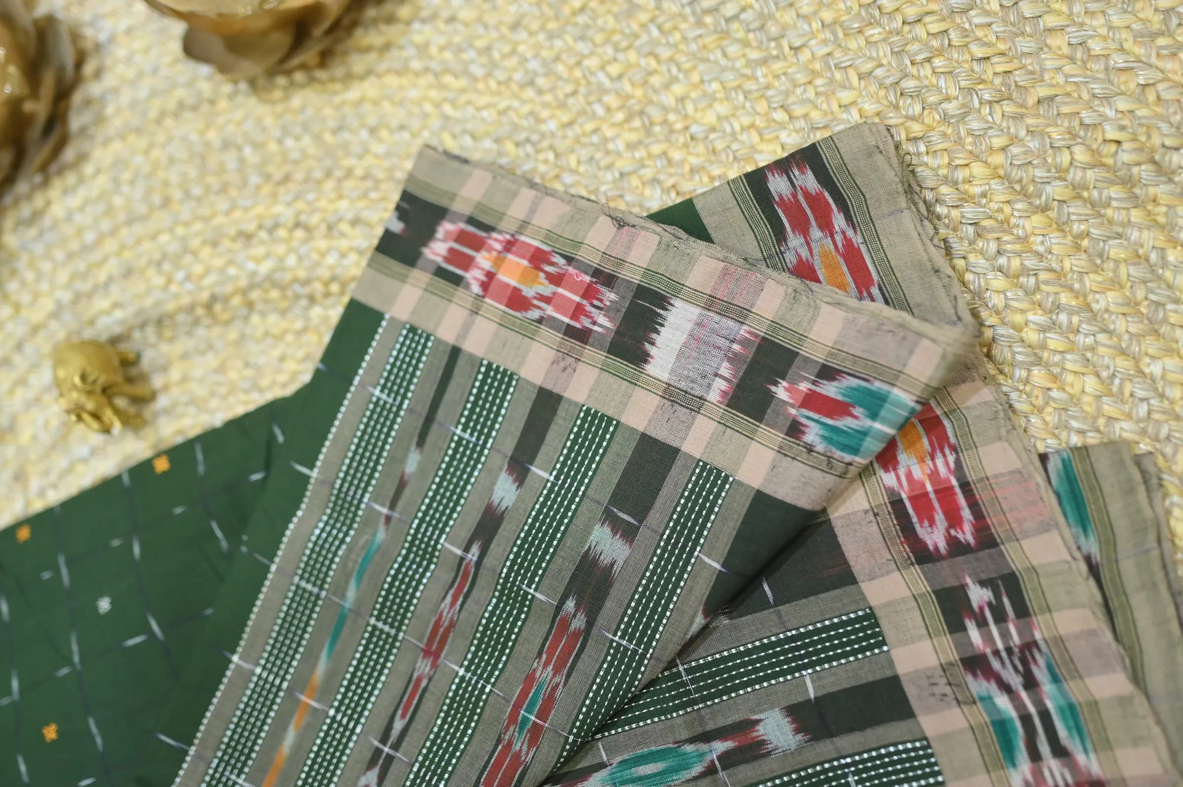 Handwoven Sambalpuri Cotton Saree – Deep Green with Traditional Ikat Border, photo 2 of 10